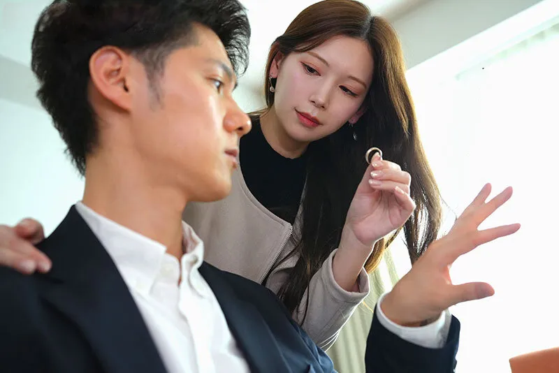 Cô vợ đi đi giã ngoại, anh xã ở nhà bị nhỏ em người vợ gạ nện không trượt phát nào